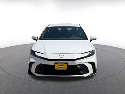 Used 2026 Toyota Camry SE FWD image 4