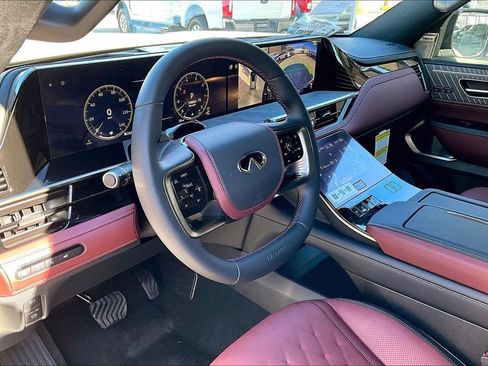 New 2026 INFINITI QX80 Autograph image 8