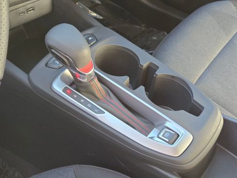 Used 2024 Chevrolet Trax RS w/ Driver Confidence Package image 24