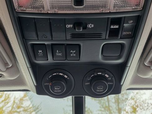 Used 2011 Toyota 4Runner Trail AWD/4WD image 24