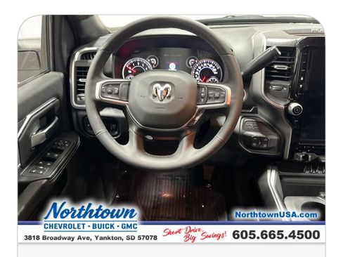 Used 2026 RAM 2500 Big Horn AWD/4WD image 14