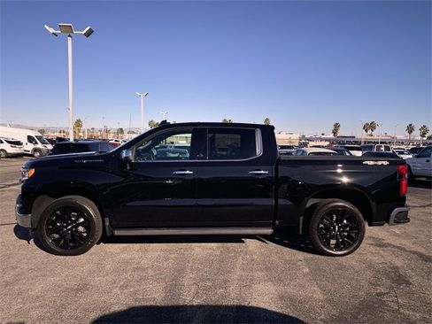 Used 2025 Chevrolet Silverado 1500 LTZ w/ LTZ Premium Package image 8
