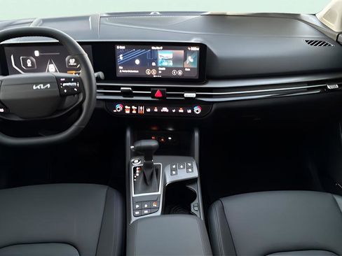 New 2026 Kia Sportage SX FWD image 20