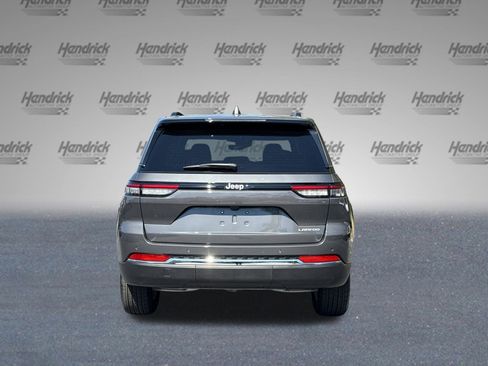 Used 2025 Jeep Grand Cherokee Laredo X w/ Luxury Tech Group I image 7