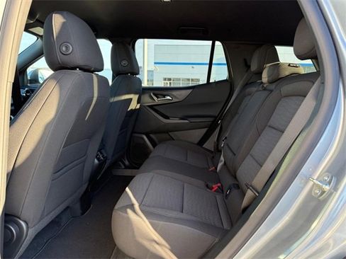 New 2026 Chevrolet Equinox LT image 5