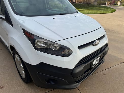 Used 2015 Ford Transit Connect XL image 32