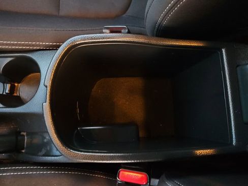 Used 2019 Kia Soul FWD image 30