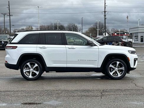 New 2026 Jeep Grand Cherokee Limited image 2
