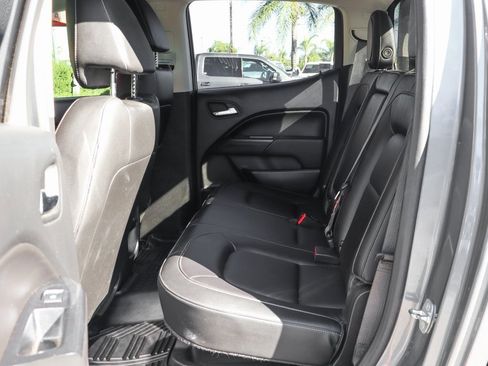 Used 2021 Chevrolet Colorado ZR2 w/ ZR2 Dusk Special Edition image 39