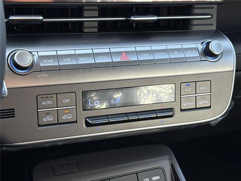 New 2026 Hyundai Kona Limited AWD/4WD image 19