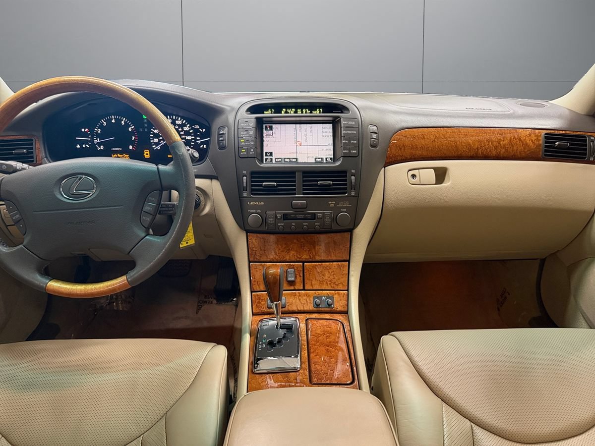 Used 2004 Lexus LS 430 w/ Modern Luxury Pkg RWD image 15
