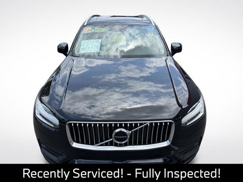 Used 2020 Volvo XC90 T5 Momentum w/ Protection Package Premier FWD image 5
