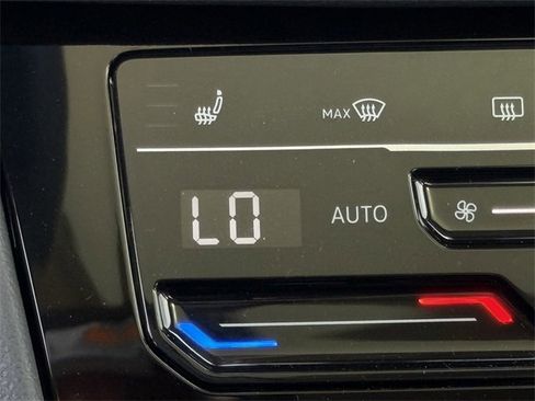 New 2026 Volkswagen Jetta SE image 18