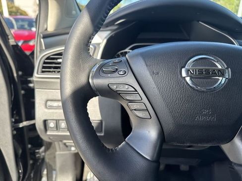 Used 2019 Nissan Murano SL image 17