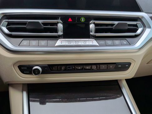 Used 2021 BMW 330i 330i w/ Premium Package image 17