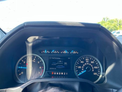Used 2015 Ford F150 XLT w/ Equipment Group 302A Luxury AWD/4WD image 10