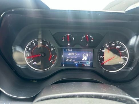 Used 2021 Chevrolet Camaro LT image 17