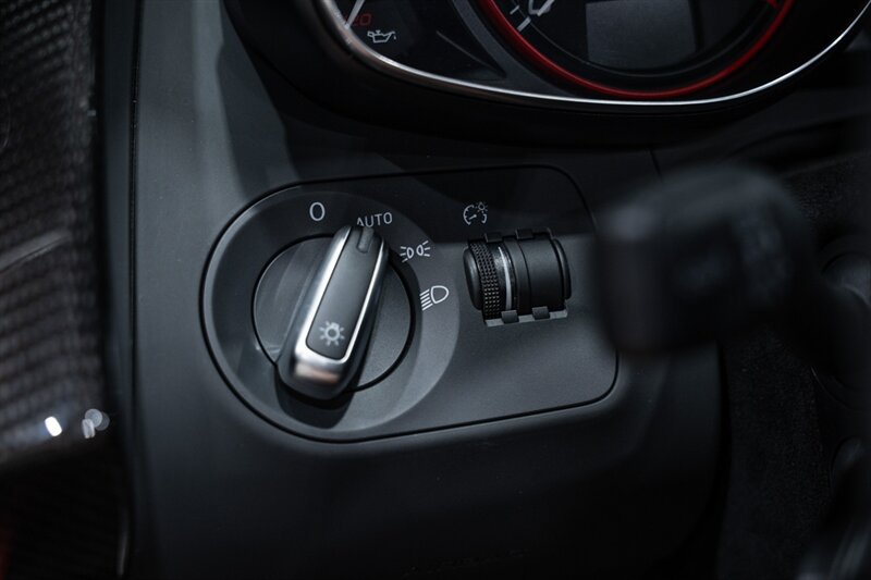Used 2011 Audi R8 V10 AWD/4WD image 59