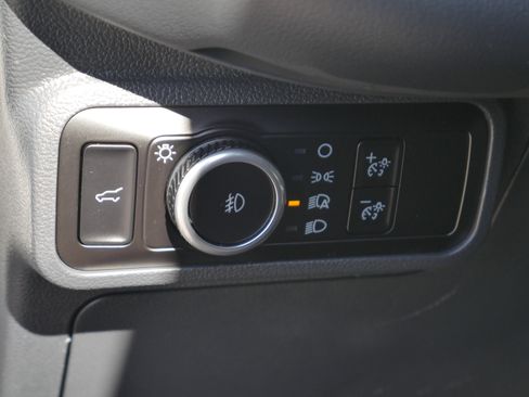 Certified 2025 Ford Explorer ST AWD/4WD image 7