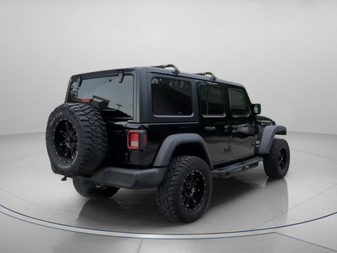 Used 2018 Jeep Wrangler Unlimited Sport S AWD/4WD image 28