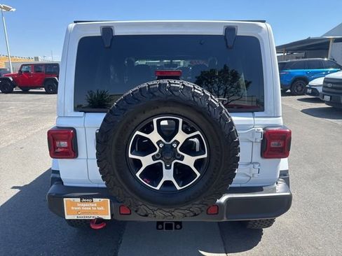 Certified 2022 Jeep Wrangler Unlimited Rubicon w/ LED Lighting Group AWD/4WD image 4