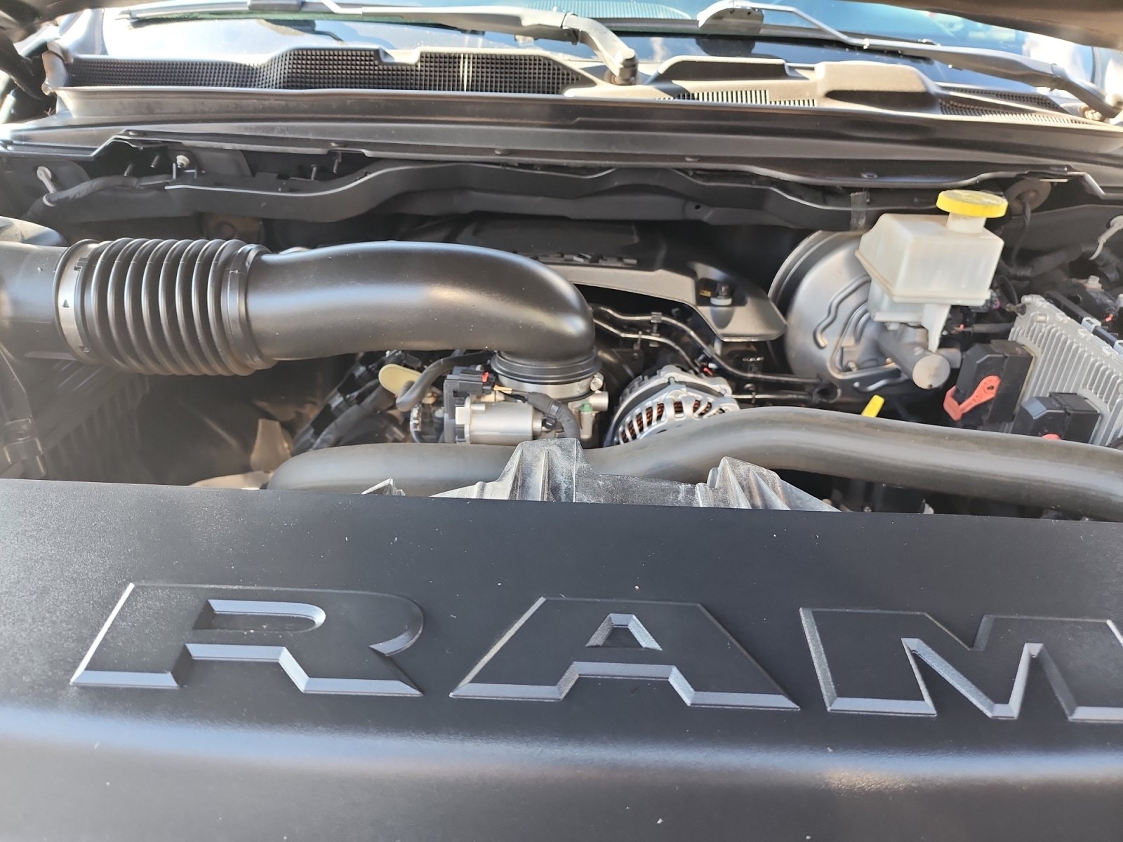 Used 2020 RAM 1500 Big Horn AWD/4WD image 9