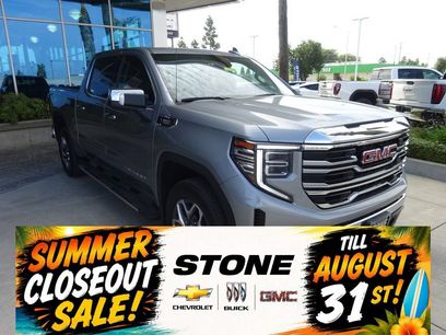 New 2026 GMC Sierra 1500 SLT w/ SLT Premium Package