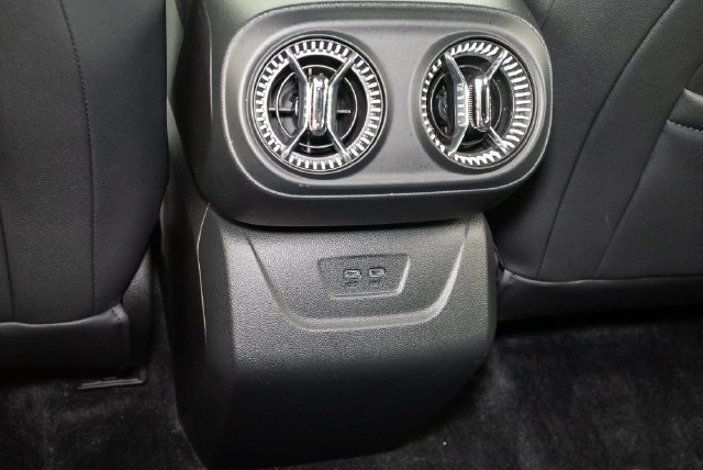 Used 2024 Chevrolet Blazer EV LT AWD/4WD image 24