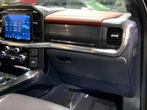 Used 2021 Ford F150 Lariat w/ Equipment Group 502A High image 19