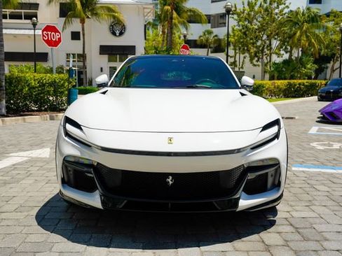 Used 2026 Ferrari Purosangue image 4