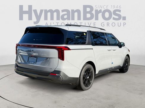 New 2026 Kia Carnival SX Prestige image 3