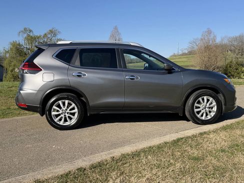 Used 2019 Nissan Rogue SV image 7