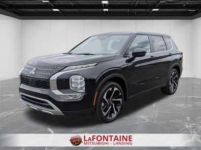 Used 2024 Mitsubishi Outlander SE