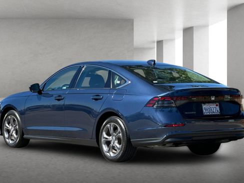 Used 2023 Honda Accord EX image 6