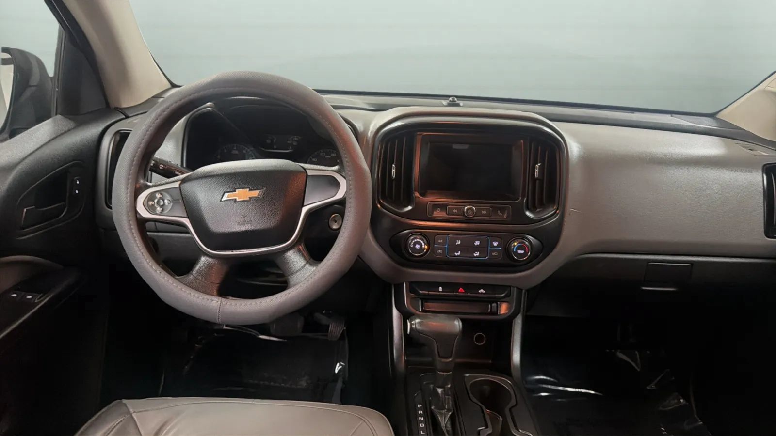 Used 2019 Chevrolet Colorado W/T w/ WT Convenience Package RWD image 10