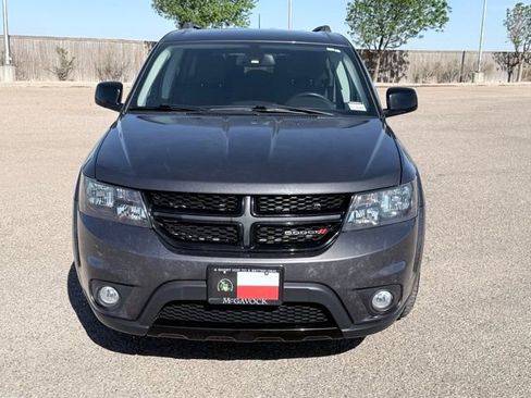 Used 2018 Dodge Journey SXT w/ Connectivity Group FWD image 3