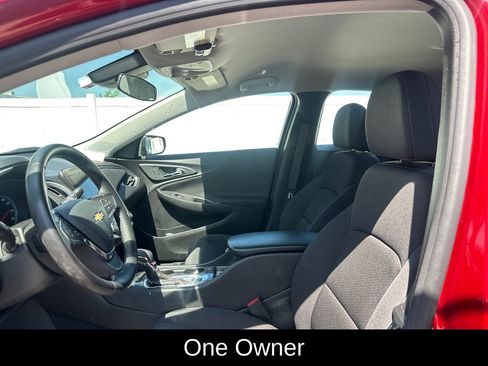 Used 2024 Chevrolet Malibu RS FWD image 8