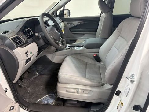 New 2026 Honda Ridgeline RTL image 11