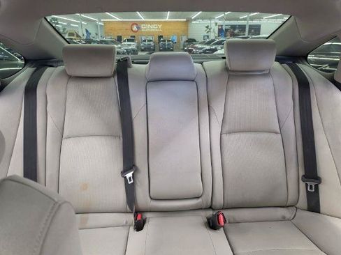 Used 2019 Honda Accord EX image 36