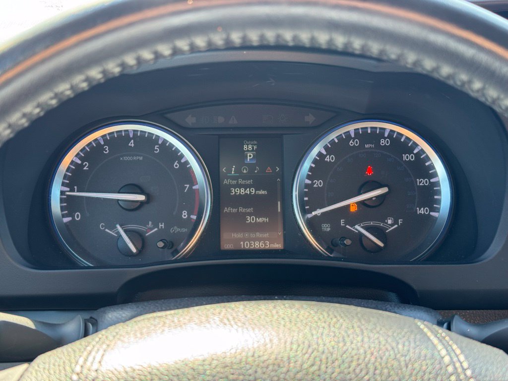 Used 2015 Toyota Highlander XLE FWD image 12
