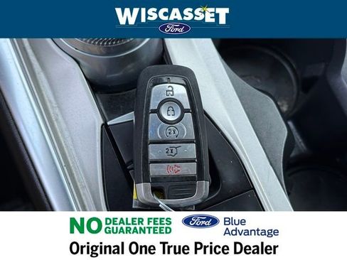 Certified 2022 Ford Explorer XLT w/ Equipment Group 202A image 17