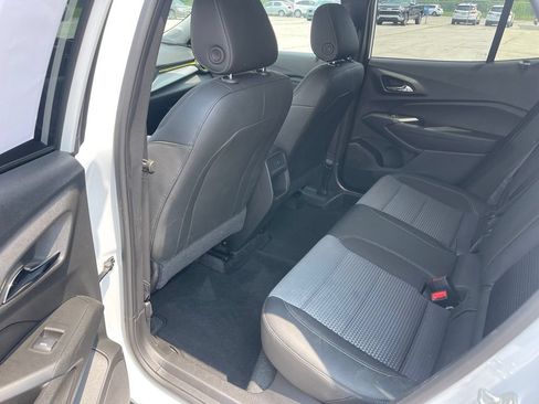 Used 2024 Chevrolet Trax LT w/ Driver Confidence Package FWD image 15