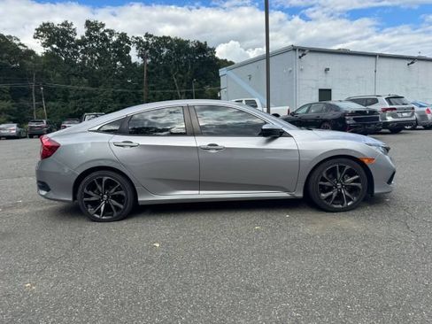 Used 2019 Honda Civic Sport image 6