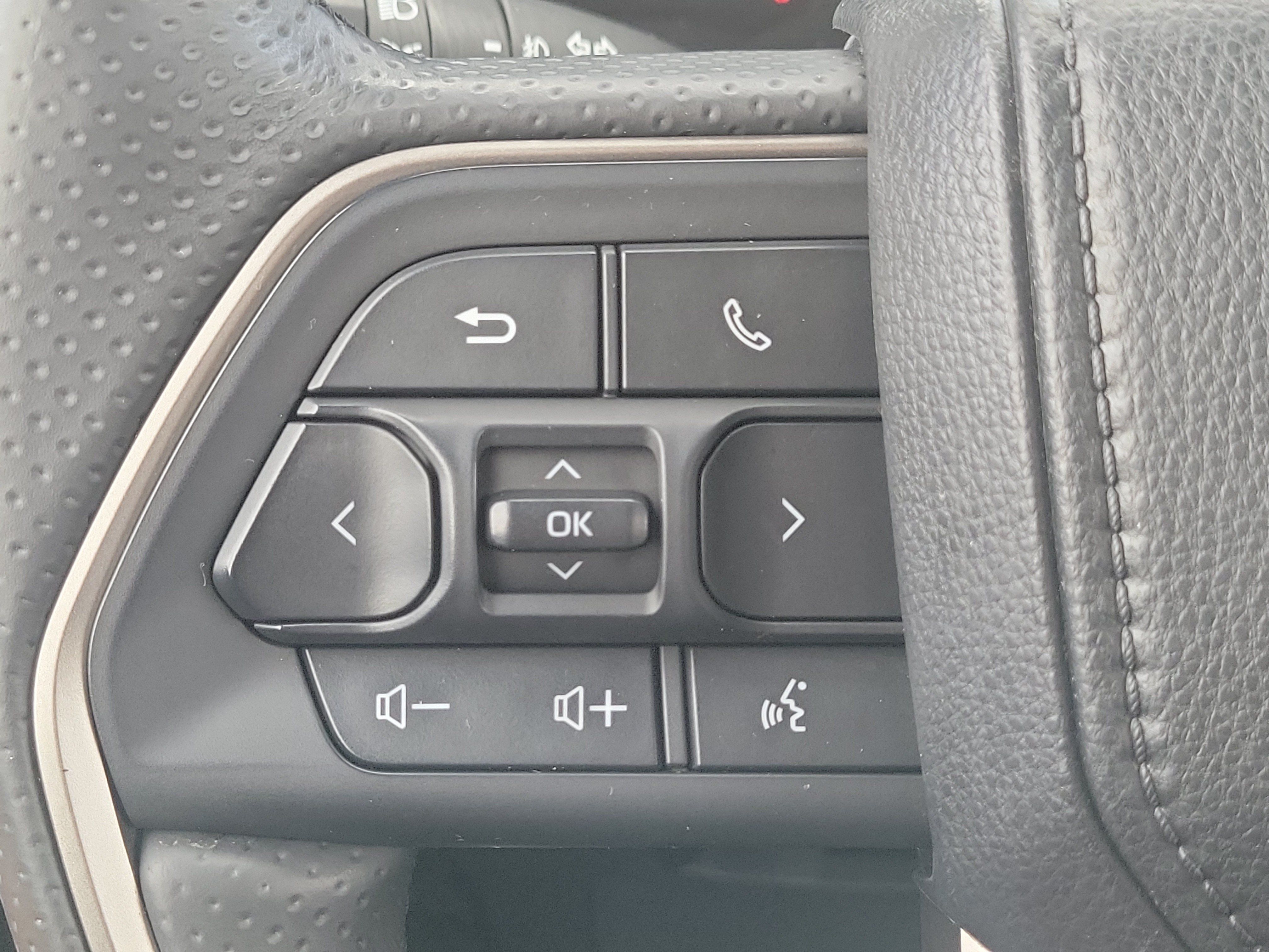 Used 2026 Toyota 4Runner SR5 AWD/4WD image 20