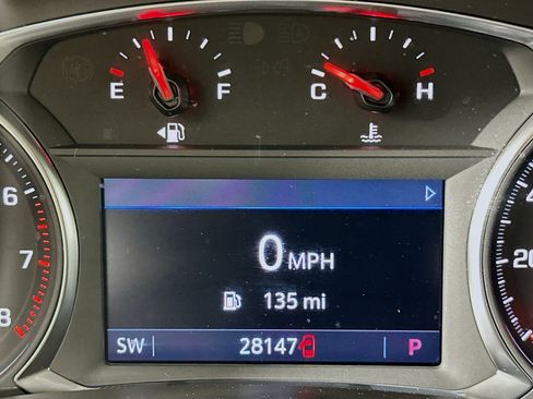 Used 2024 Chevrolet Blazer LT w/ Convenience Package FWD image 19