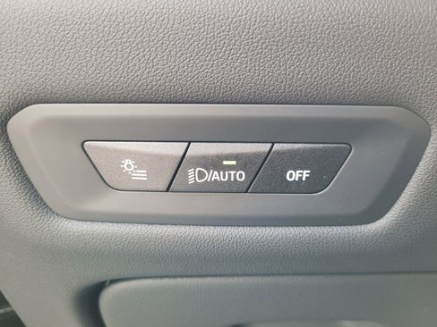 New 2026 BMW X5 xDrive50e w/ Executive Package image 22