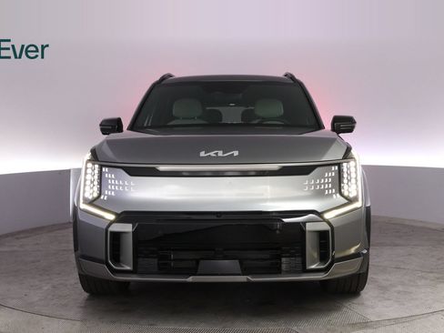 Used 2024 Kia EV9 GT-Line AWD/4WD image 12