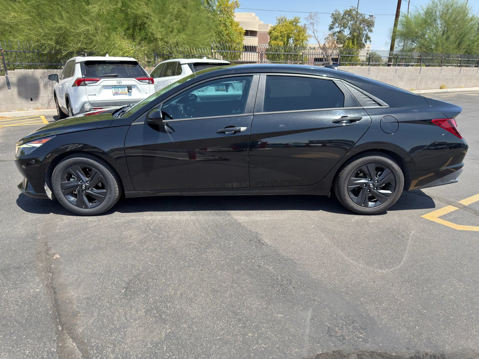 Used 2023 Hyundai Elantra SEL FWD image 8