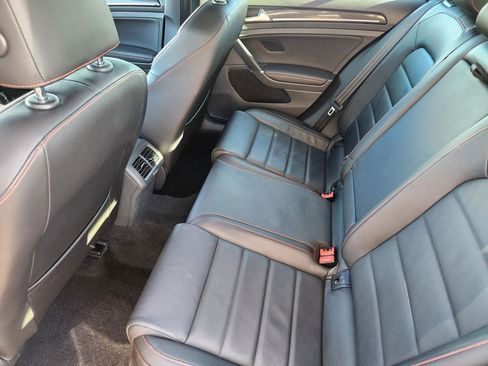 Used 2017 Volkswagen GTI Autobahn image 18