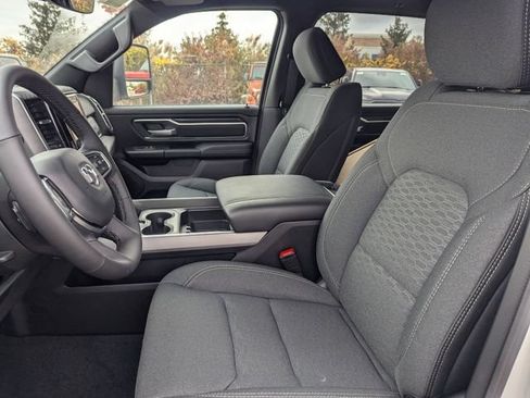 New 2025 RAM 1500 Big Horn AWD/4WD image 9